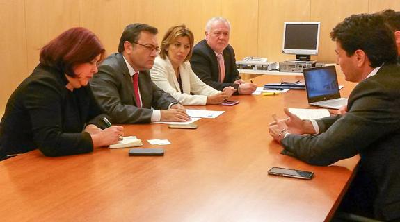 La línea eléctrica Vera-Baza se incluirá en el plan energético nacional