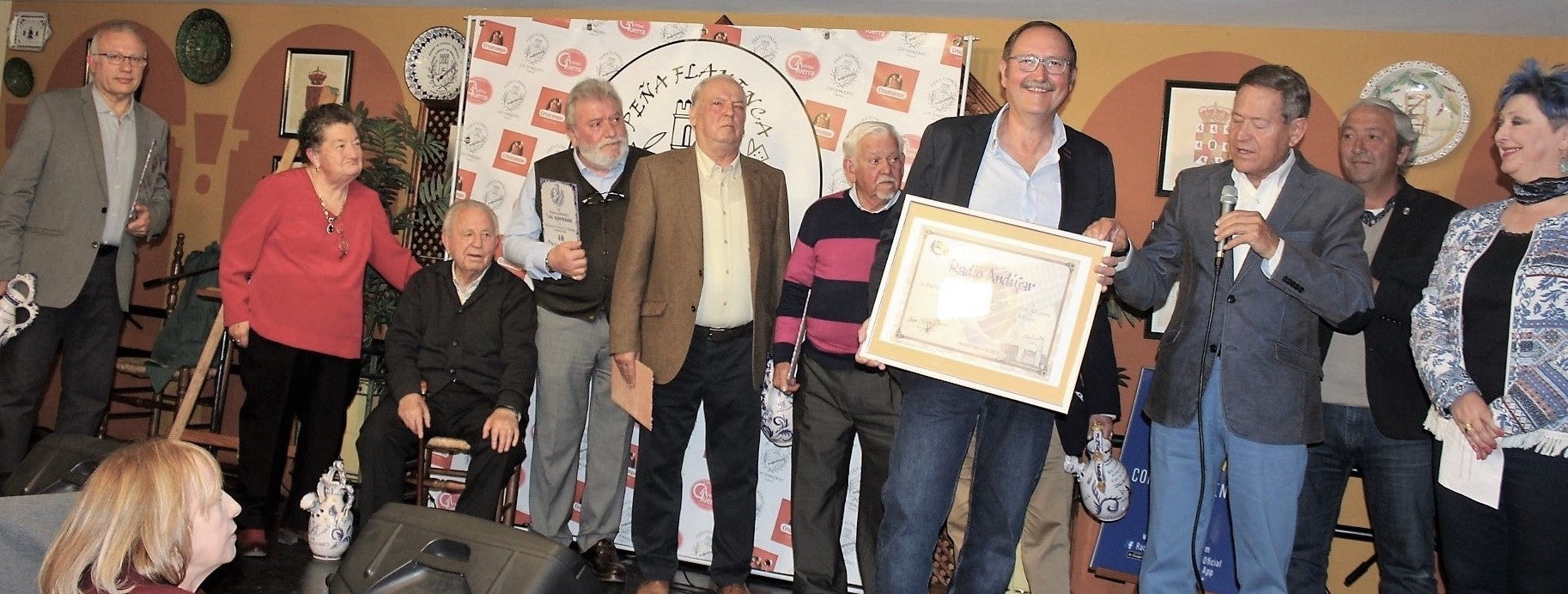Radio Andújar también reconoció a la peña Los Romeros. 