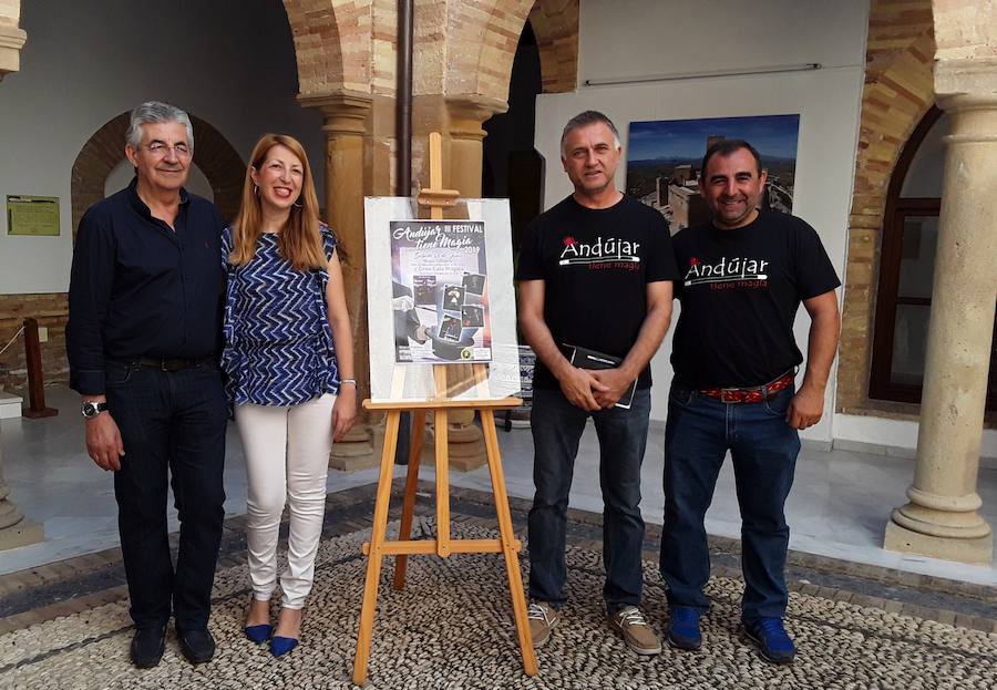 Presentación del espectáculo en Don Gome. 