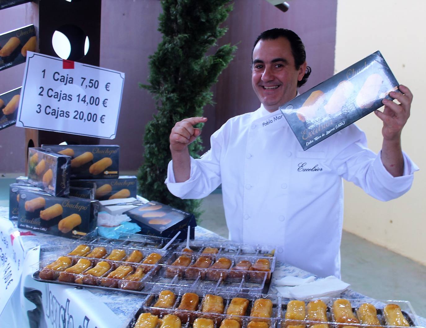 Una cincuentena de empresas del sector de la automoción, energías renovables, de productos agroalimentarios y de seguros muestran sus últimas tendencias en la Feria Mutisectorial Ciudad de Andújar