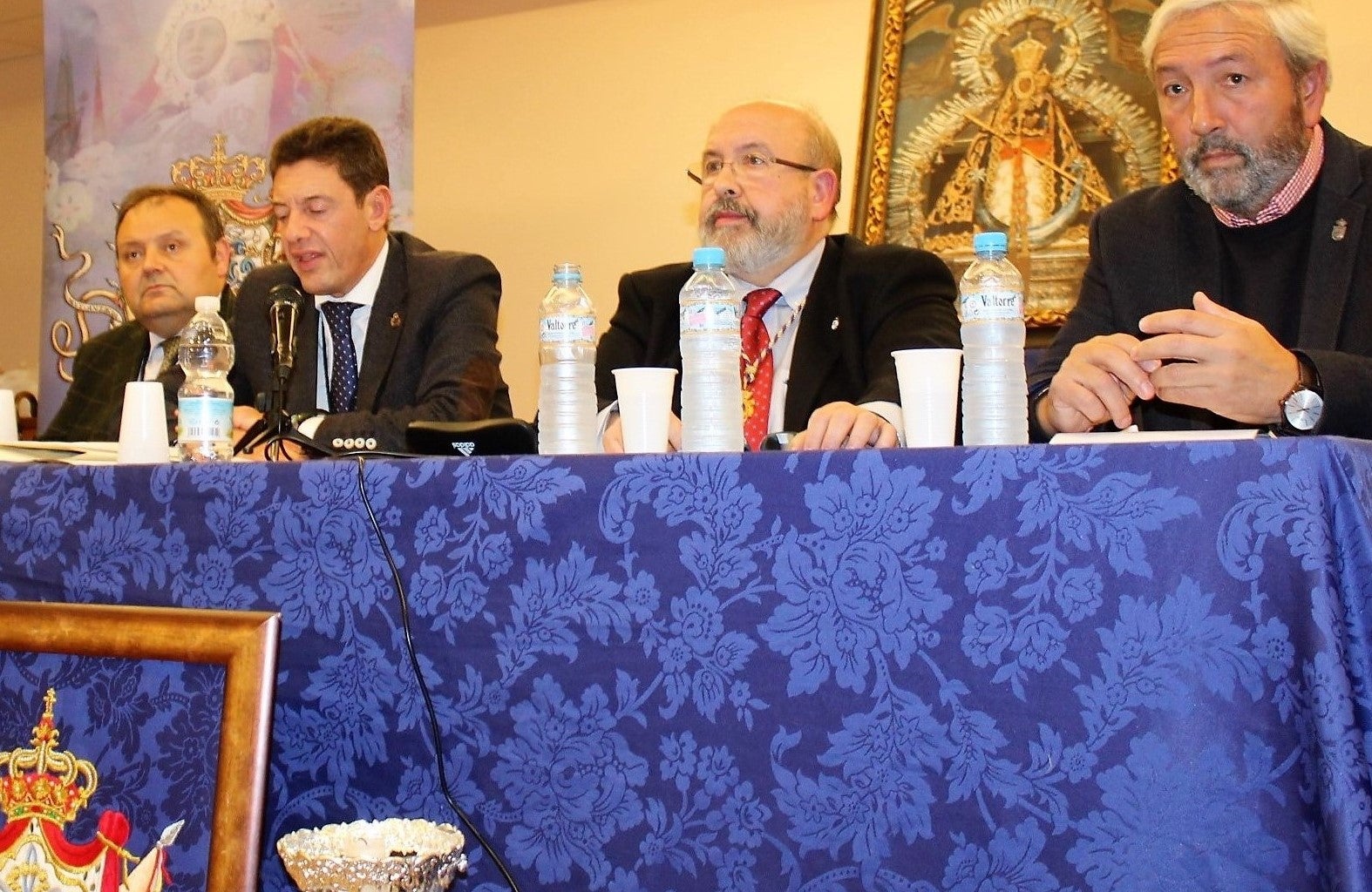 Antonio Barrios (hermano mayor de la Matriz), Manuel Vázquez, Enrique Gómez y Juan Lucas García Cámara. 