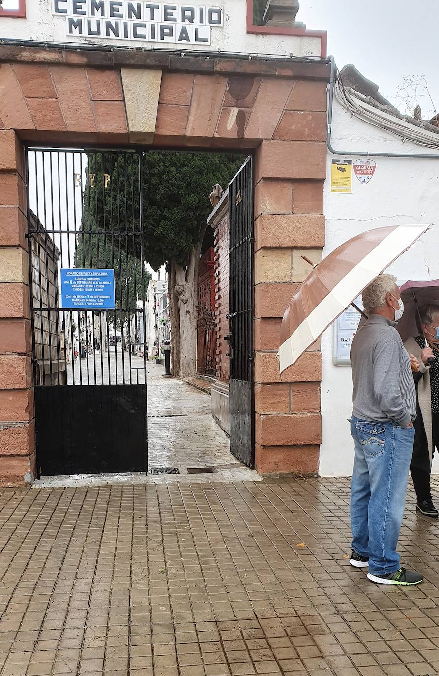 El Parque-Cementerio amplía desde hoy viernes el horario para la festividad de los Santos