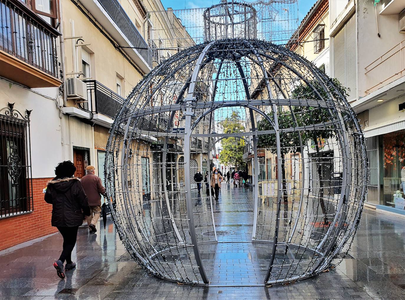 Este año, la calle San Francisco ha contado con más animación y los comerciantes lo han agradecido. 