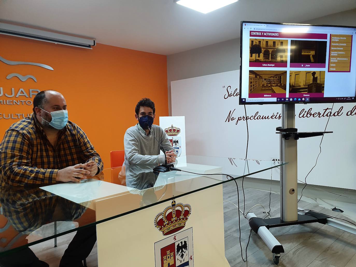juJuan Francisco Cazalilla y Francisco Bueno, durante la presentación. 