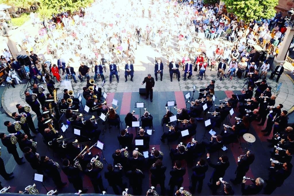 Actuación de 'Las Cigarreras' el pasado domingo en la Plaza de España. 