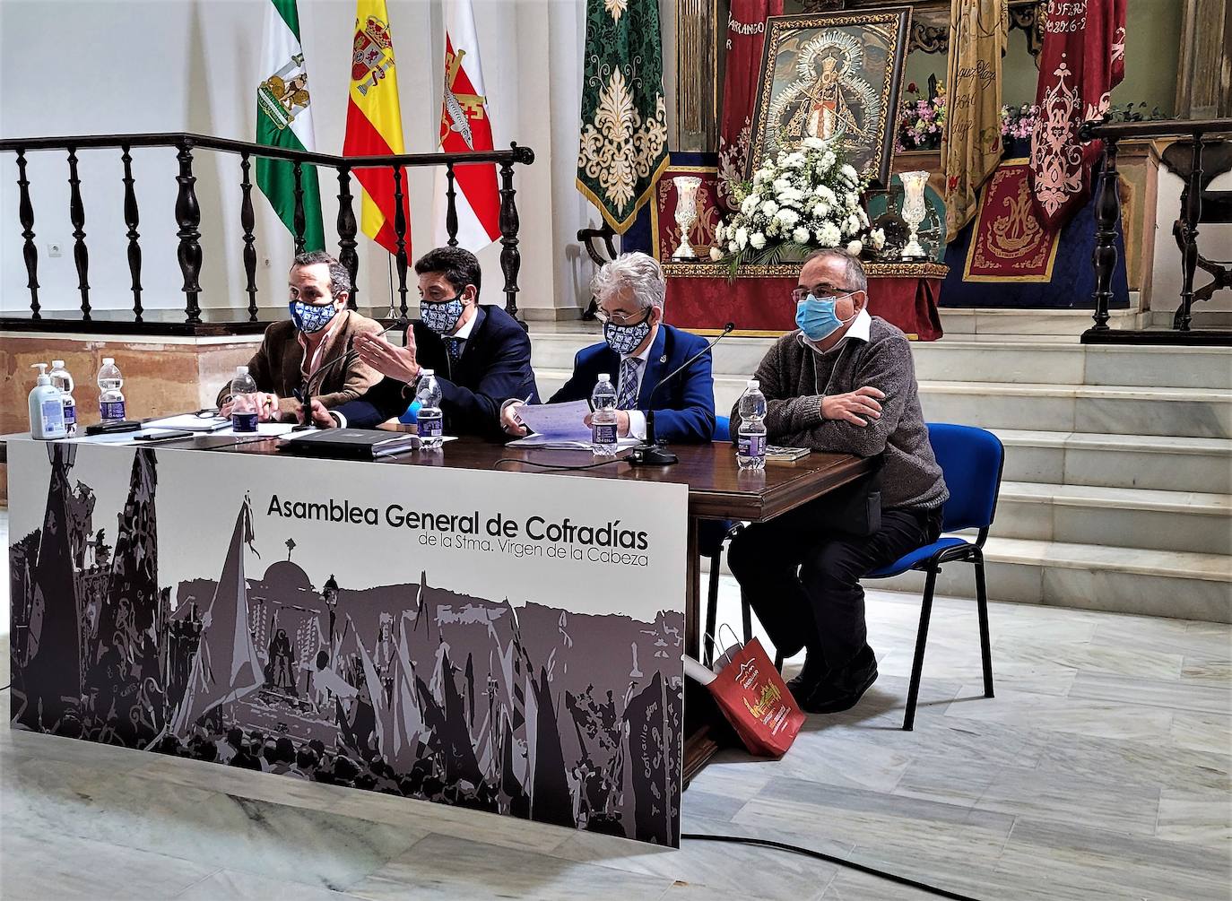 Directiva de la Matriz en la asamblea de esta mañana. 
