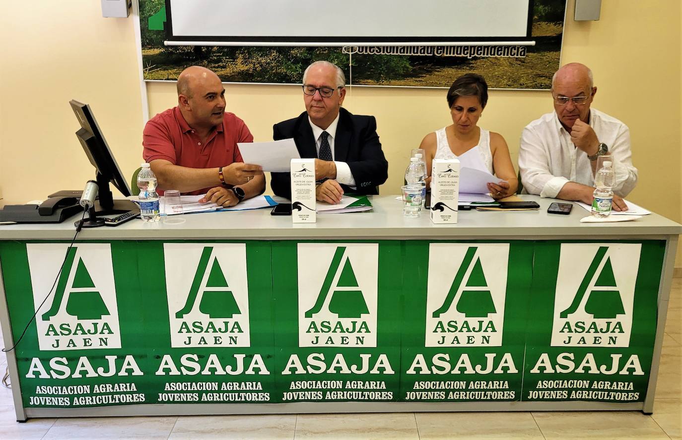 Miguel Girón, Jesús Estrella, Soledad Aranda y Luis Carlos Valero. 