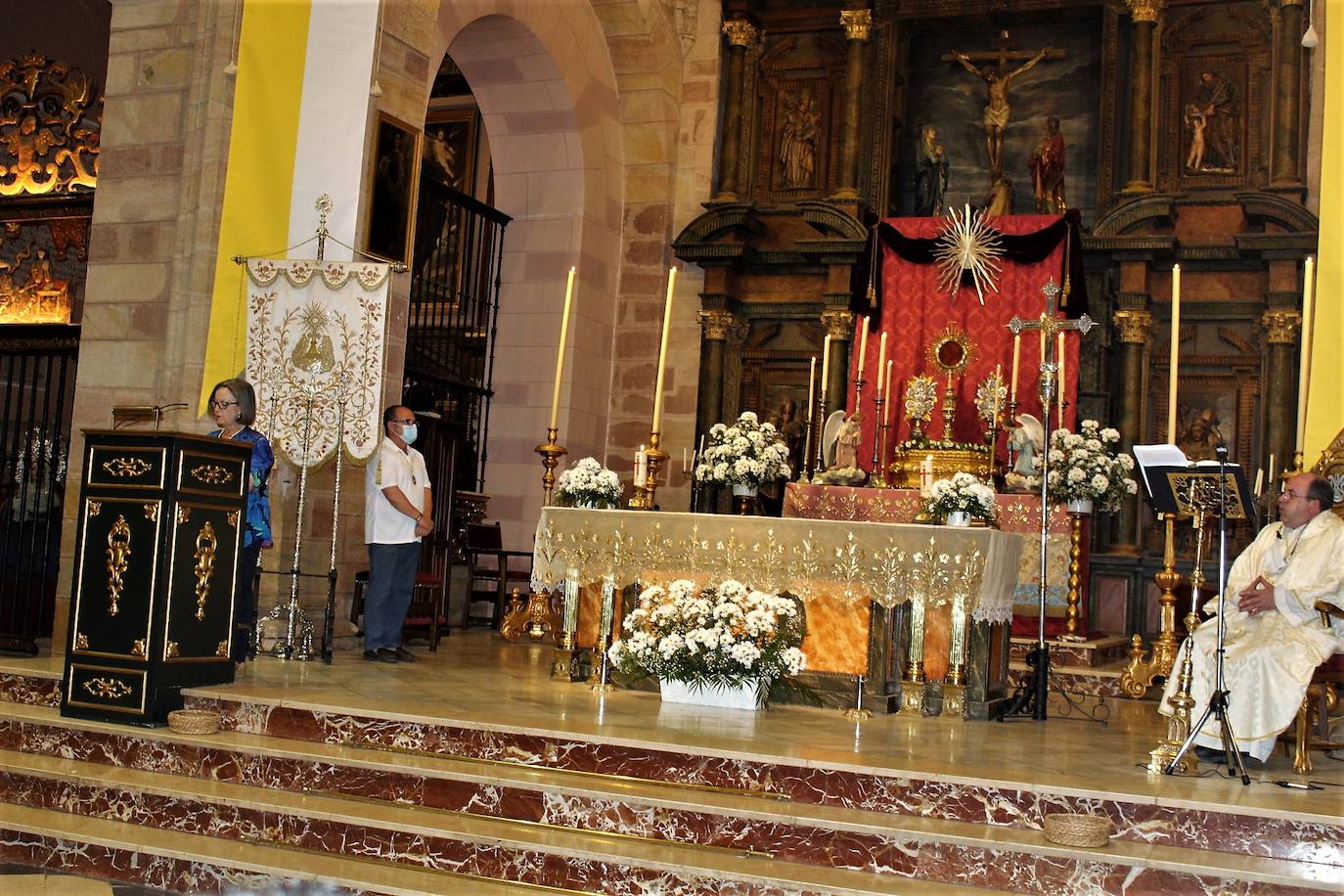 Celebración de la novena el pasado viernes en Santa María. 
