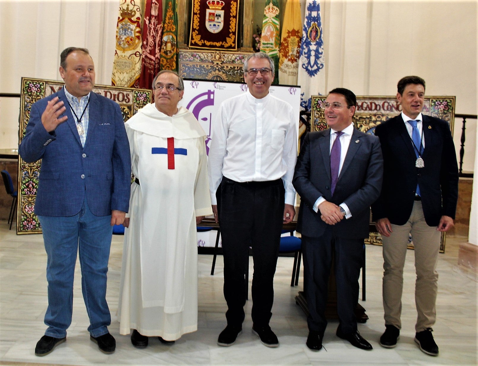 Antonio Barrios, Luis Miguel Alaminios, Juan Ignacio Damas, Pedro Luis Rodríguez y Manuel Vázquez, esta mañana en Santa Marina. 