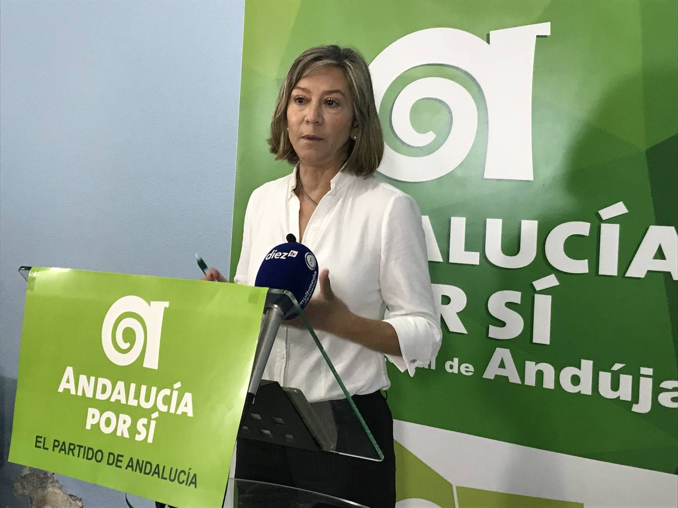 ENCARNA CAMACHO. 