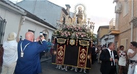 Imagen por la calles de la barriada de La Lagunilla.
