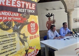 Antonio Sáez y Antonio Torres durante la presentación.