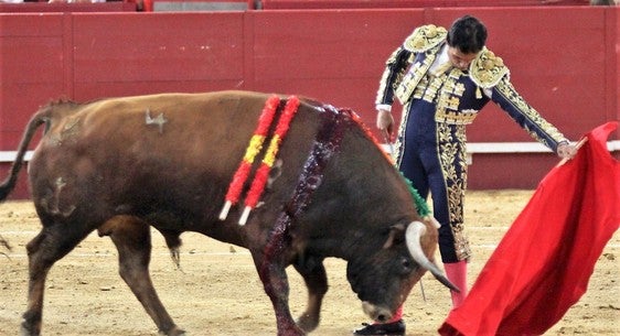 Enrique Martínez 'Chapurra' en un lance al natural.