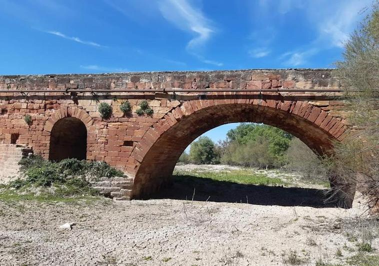 Preocupación en Andújar por el grave deterioro del Puente Romano