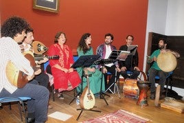 Concierto de grupo granadino, que glosó la vuelta al mundo.