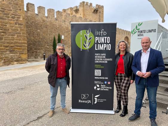 Los puntos limpios móviles se convierten en oficinas itinerantes de atención