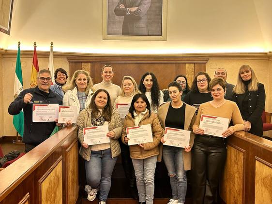 Apuesta por profesionalizar la ayuda a domicilio en Andújar