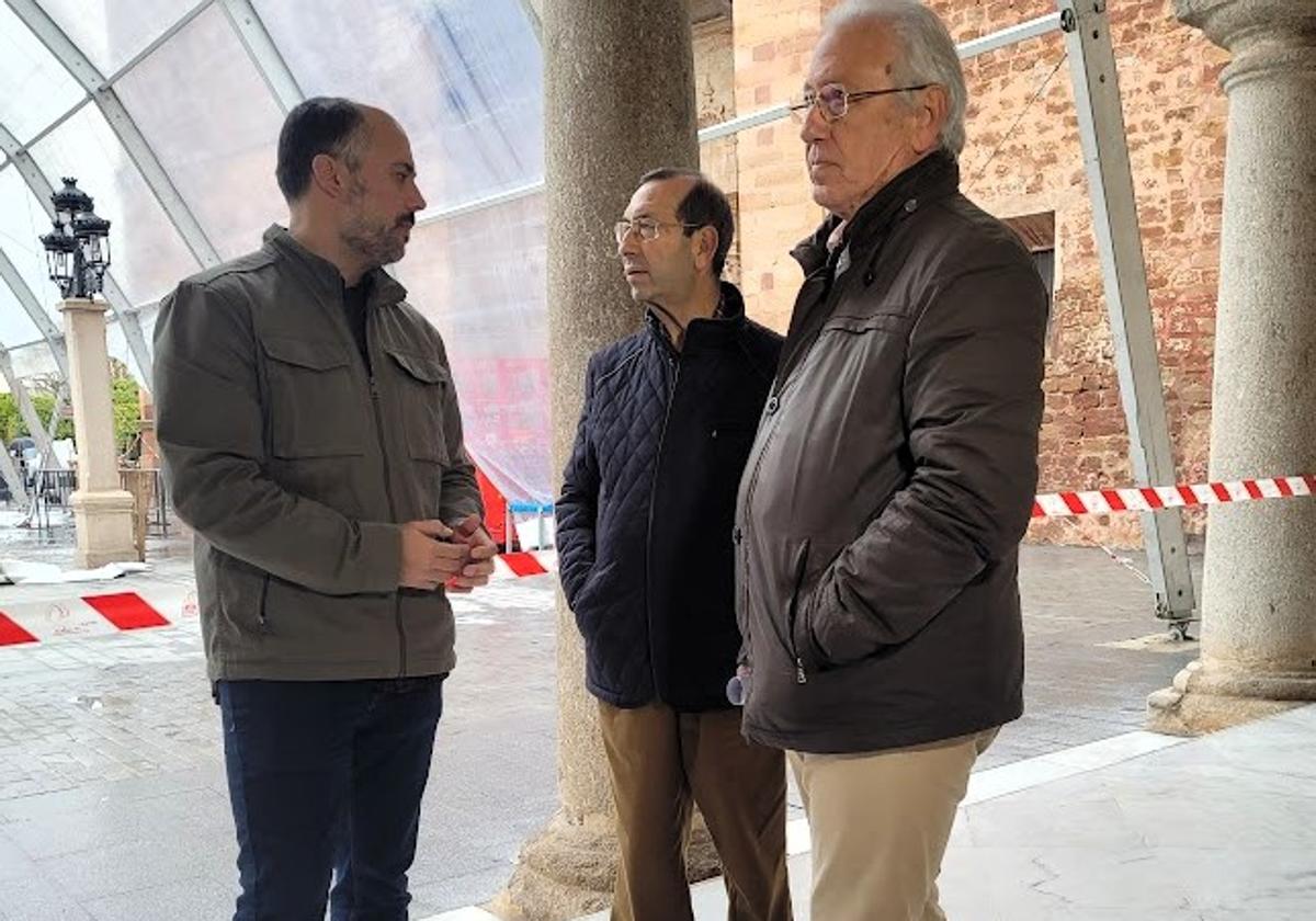 IU-Podemos pide que se estabilicen 54 empleos interinos en el Ayuntamiento de Andújar
