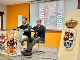 Juan Carlos Martínez y Amador Caler durante la presentación.