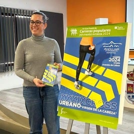 María José Fuentes presentó la carrera.