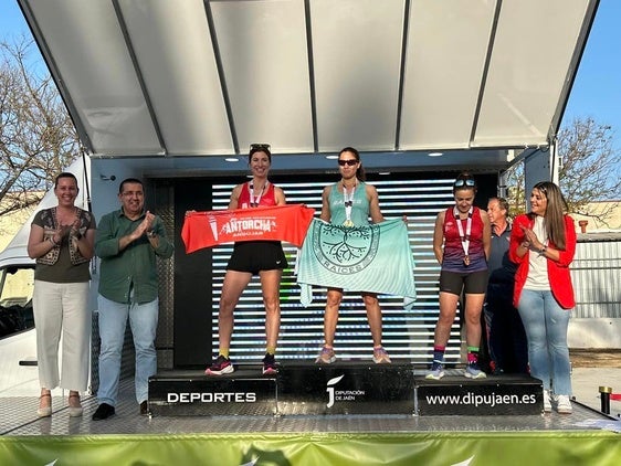 Más de 850 corredores participan en Andújar en el 39º Cross Urbano Virgen de la Cabeza