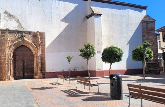 Consistorio y Obispado idean recuperar la iglesia de Santiago de Andújar