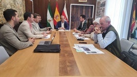 Reunión técnica celebrada ayer en el Consistorio.