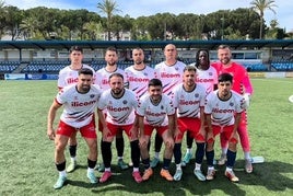Equipo inicial que cayó derrotado en la última jornada en Alhaurín de la Torre.