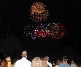 FUEGOS DE ARTIFICIO DE ANOCHE.