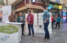 Presentación de la campaña por parte de los responsables de Resurja y del Ayuntamiento.