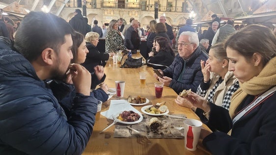 LA II FERIA DE LA CARNE DE MONTE ESTUVO MUY CONCURRIDA EL PASADO FIN DE SEMANA.