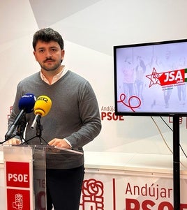 JOSÉ ESTEBAN MENASALVAS.