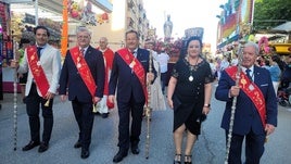 Representantes de la Hermandad de San Eufrasio en la procesión del año pasado.