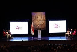 FRANCISCO CARMONA, DURANTE SU DISCURSO INSTITUCIONAL.