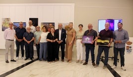 Participantes en el acto de inauguración.