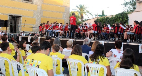 El evento propició un hermananamiento entre jóvenes estudiantes de música de la provincia.