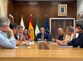 ENCUENTRO MANTENIDO EN EL CONSISTORIO.