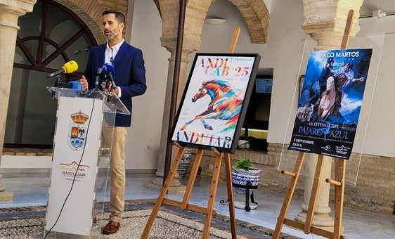 Juan Carlos Martínez durante la presentación del certamen.