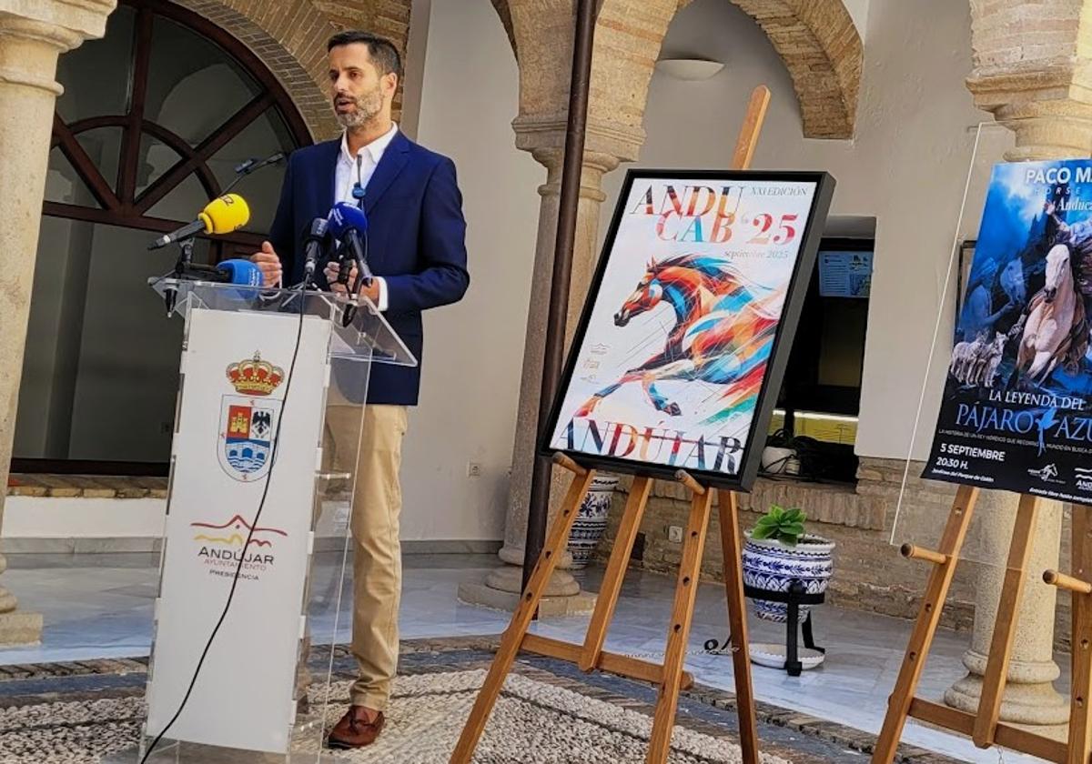 Juan Carlos Martínez durante la presentación del certamen.
