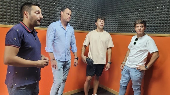 LOS EDILES CON MIEMBROS DEL GRUPO CALCAO, S.