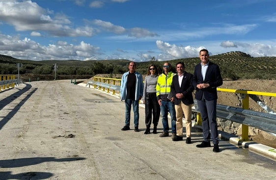 Mejoras del vado en la carretera que une Porcuna con Cañete de las Torres