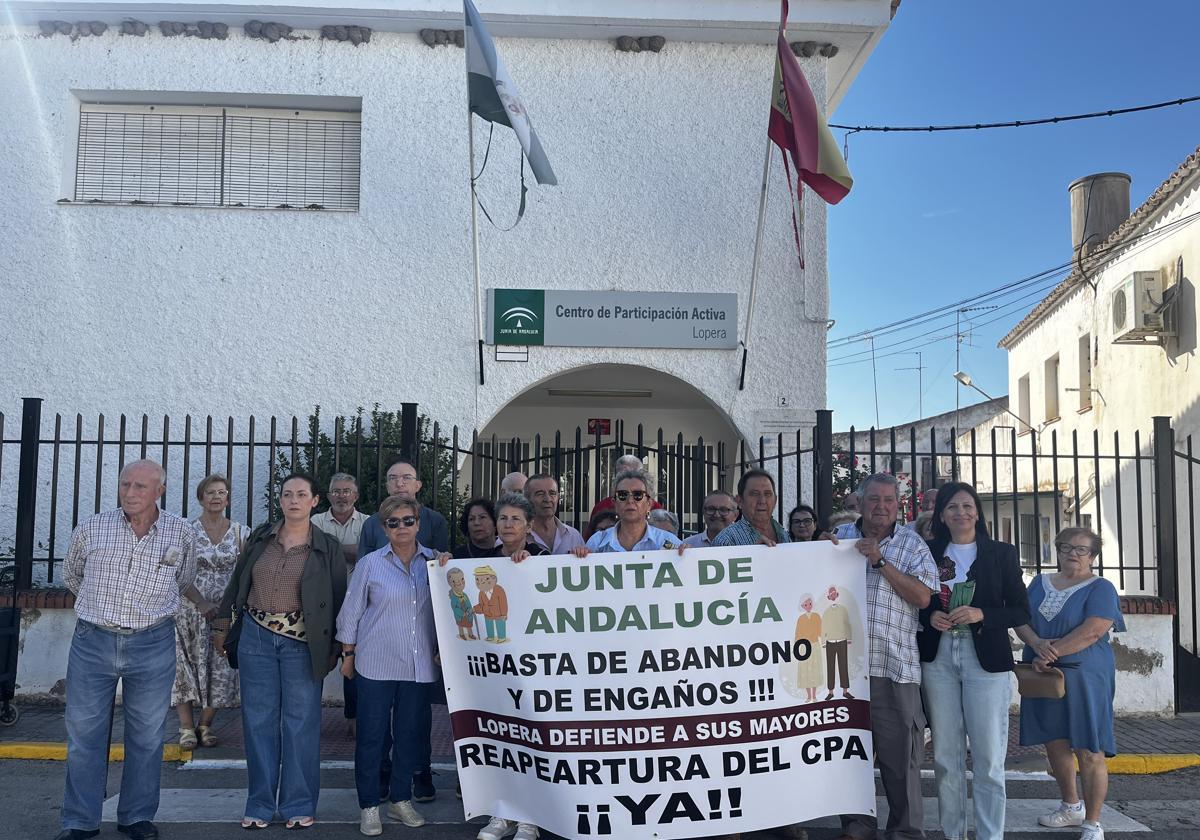 Manifestación en la localidad para pedir la reapertura del CPA.