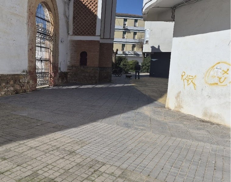IU-Podemos denuncia abandono en la barriada Plaza de Toros de Andújar