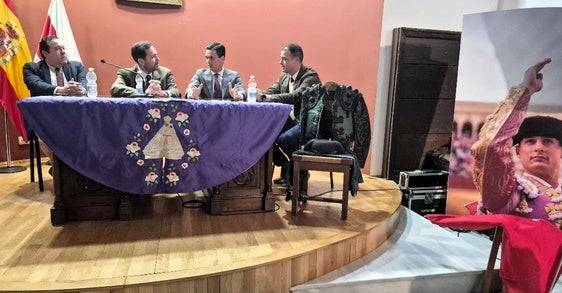 El torero David Galván relata su éxito pese a las cogidas y la vocación tardía