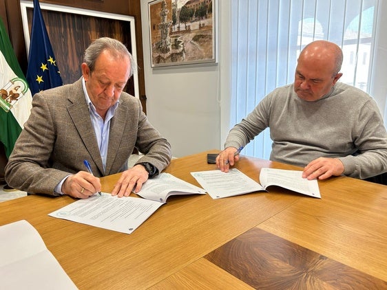 El Ayuntamiento de Andújar ratifica su colaboración con el Iliturgi C.F. 2016
