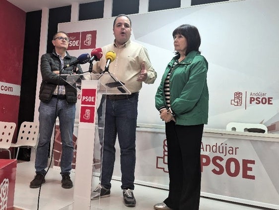 El PSOE afea a la Junta que no cumpla con la modernización del riego del Rumblar