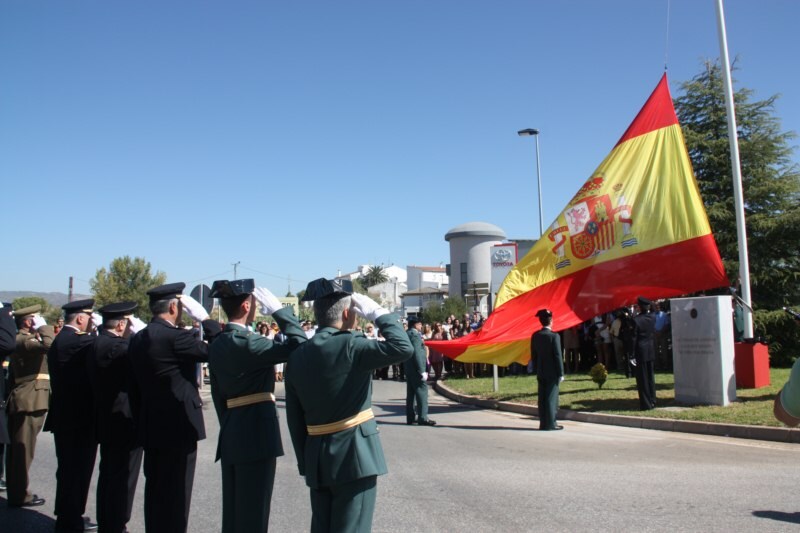 Homenaje institucional en el día de la Fiesta Nacional