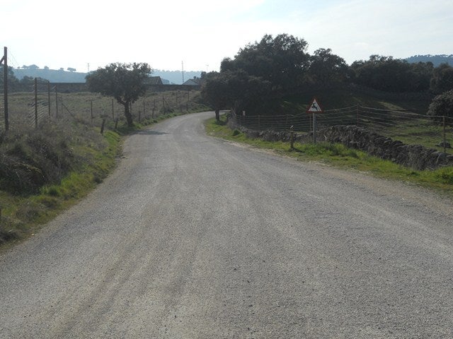 La junta rectora del parque natural acondiciona la carretera de 'La Lancha'