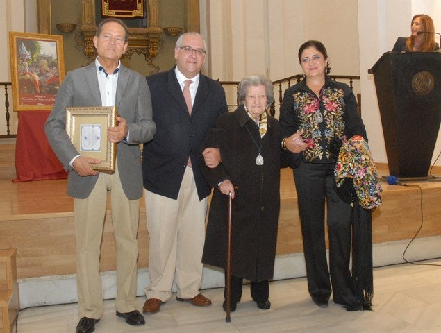 Flor Barranco, la Asociación de Amazonas y Radio Andújar distinguidos con los premios Romero de Oro y del Año