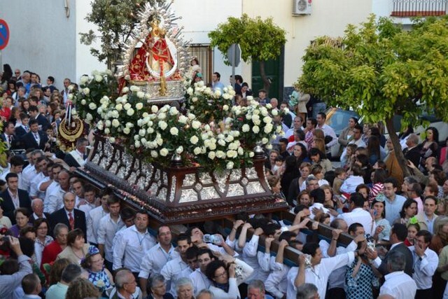 Cierre de oro con la procesión de la Virgen de la Cabeza en Marmolejo